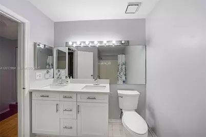 29 Simonton Cir #29, Weston, FL 33326 - Photo 20