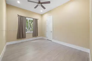 10703 SW 84th Ave, Miami, FL 33156 - Photo 32
