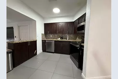 6433 Wiley St, Hollywood, FL 33023 - Photo 4