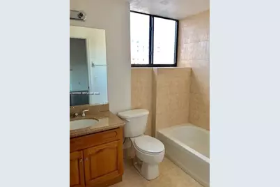 4242 NW 2nd St #901, Miami, FL 33126 - Photo 2