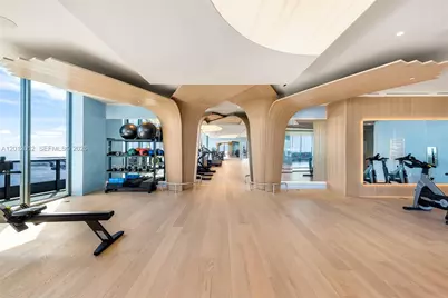 1000 Brickell Plz #3607, Miami, FL 33131 - Photo 20