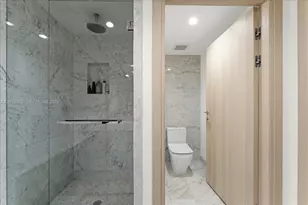 1000 Brickell Plaza, Miami, FL 33131 - Photo 10