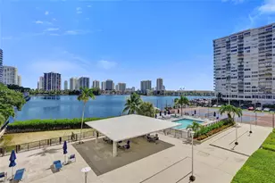 2750 NE 183rd St, Aventura, FL 33160 - Photo 4