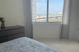335 S Biscayne Blvd, Miami, FL 33131 - Photo 14