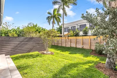 808 SW 9th St #808-B, Fort Lauderdale, FL 33315 - Photo 20