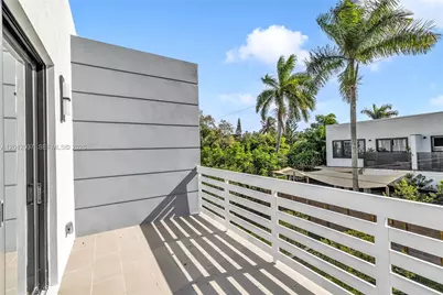 808 SW 9th St #808-B, Fort Lauderdale, FL 33315 - Photo 26