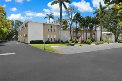 6310 SW 79th St #20, South Miami, FL 33143 - Photo 16