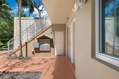 6310 SW 79th St #20, South Miami, FL 33143 - Photo 14