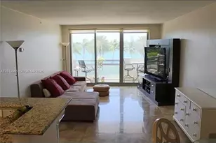 1500 Bay Rd, Miami Beach, FL 33139 - Photo 2