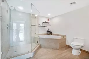 7928 East Dr, North Bay Village, FL 33141 - Photo 28