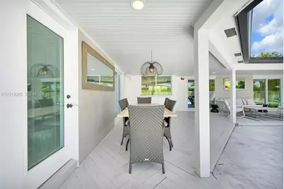 1001 NW 4th Ct, Boca Raton, FL 33432 - Photo 54