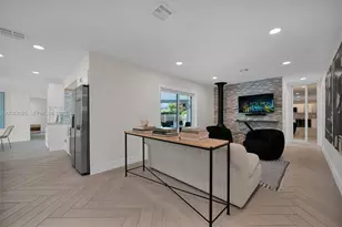 1001 NW 4th Ct, Boca Raton, FL 33432 - Photo 24