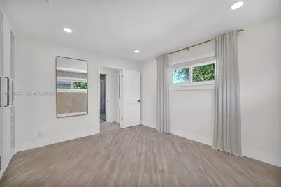 1001 NW 4th Ct, Boca Raton, FL 33432 - Photo 36
