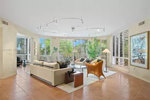 20290 Fairway Oaks Dr, Boca Raton, FL 33434 - Photo 1