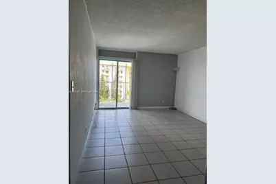 801 NW 47th Ave #717W, Miami, FL 33126 - Photo 4