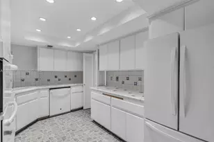 200 Ocean Ln Dr, Key Biscayne, FL 33149 - Photo 8