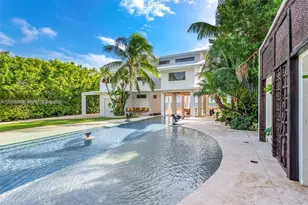 60 Ocean Front Dr, Key Largo, FL 33037 - Photo 32