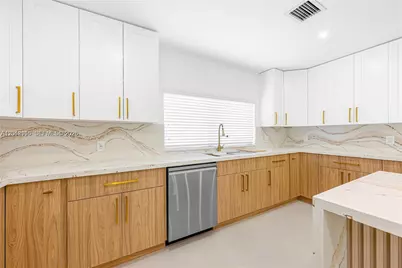 11835 SW 37th St, Miami, FL 33175 - Photo 8