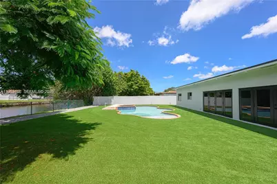 11835 SW 37th St, Miami, FL 33175 - Photo 20