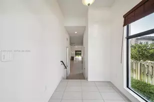 7635 NW 103rd Pl, Doral, FL 33178 - Photo 12