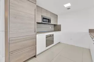 400 Sunny Isles Blvd, Sunny Isles Beach, FL 33160 - Photo 10