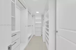 400 Sunny Isles Blvd, Sunny Isles Beach, FL 33160 - Photo 30