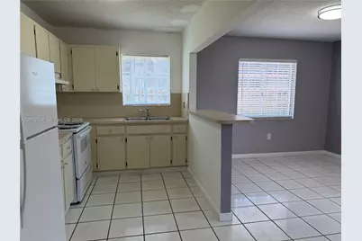 837 SE 8th Ct #4, Hialeah, FL 33010 - Photo 6