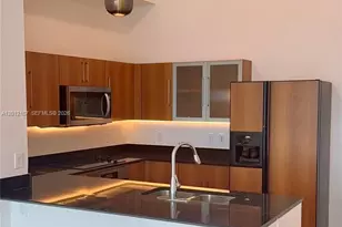 335 S Biscayne Blvd, Miami, FL 33131 - Photo 4