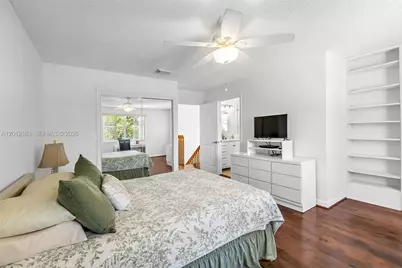 1910 NW 180th Way, Pembroke Pines, FL 33029 - Photo 8
