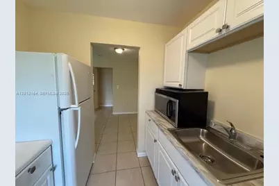 151 NW 164th St, Miami, FL 33169 - Photo 12