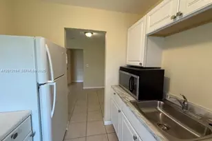 151 NW 164th St, Miami, FL 33169 - Photo 12