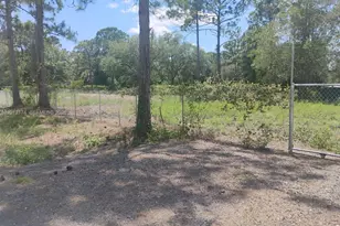 640 N Riverside St, Clewiston, FL 33440 - Photo 1