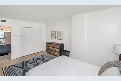 2401 S Ocean Dr #604, Hollywood, FL 33019 - Photo 14
