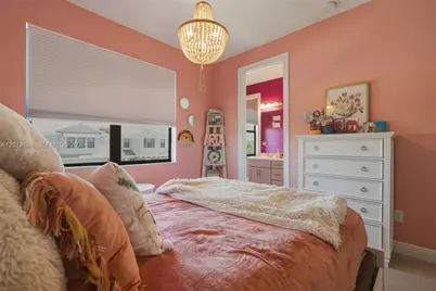 8815 NW 37th Dr, Coral Springs, FL 33065 - Photo 20