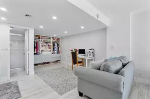 20341 W Country Club Dr, Aventura, FL 33180 - Photo 26