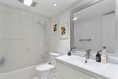 20341 W Country Club Dr #TH-11, Aventura, FL 33180 - Photo 36