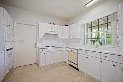 15705 SW 77th Ave, Palmetto Bay, FL 33157 - Photo 10