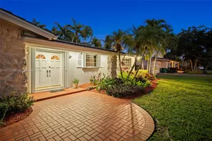 15705 SW 77th Ave, Palmetto Bay, FL 33157 - Photo 2