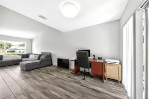 8310 NW 48th St, Lauderhill, FL 33351 - Photo 22