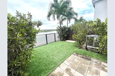 9083 NW 159th St #9083, Miami Lakes, FL 33018 - Photo 2