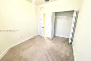 9083 NW 159th St, Miami Lakes, FL 33018 - Photo 16