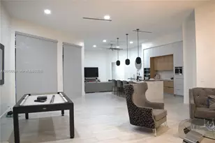 1489 Lantana Ct, Weston, FL 33326 - Photo 4