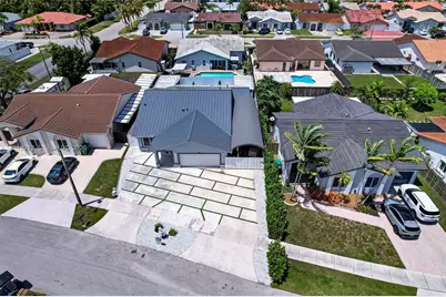 15167 SW 172nd Ter, Miami, FL 33187 - Photo 2