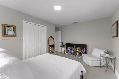 9250 SW 44th St, Miami, FL 33165 - Photo 36