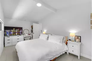 9250 SW 44th St, Miami, FL 33165 - Photo 26