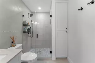 9250 SW 44th St, Miami, FL 33165 - Photo 22