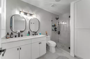 9250 SW 44th St, Miami, FL 33165 - Photo 20