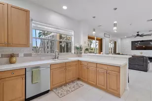 361 SW 167th Ave, Pembroke Pines, FL 33027 - Photo 28