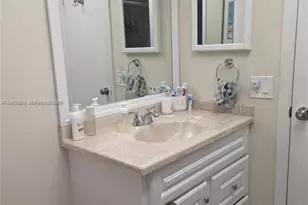11203 NW 15th St, Pembroke Pines, FL 33026 - Photo 10