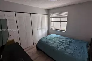 11203 NW 15th St, Pembroke Pines, FL 33026 - Photo 12